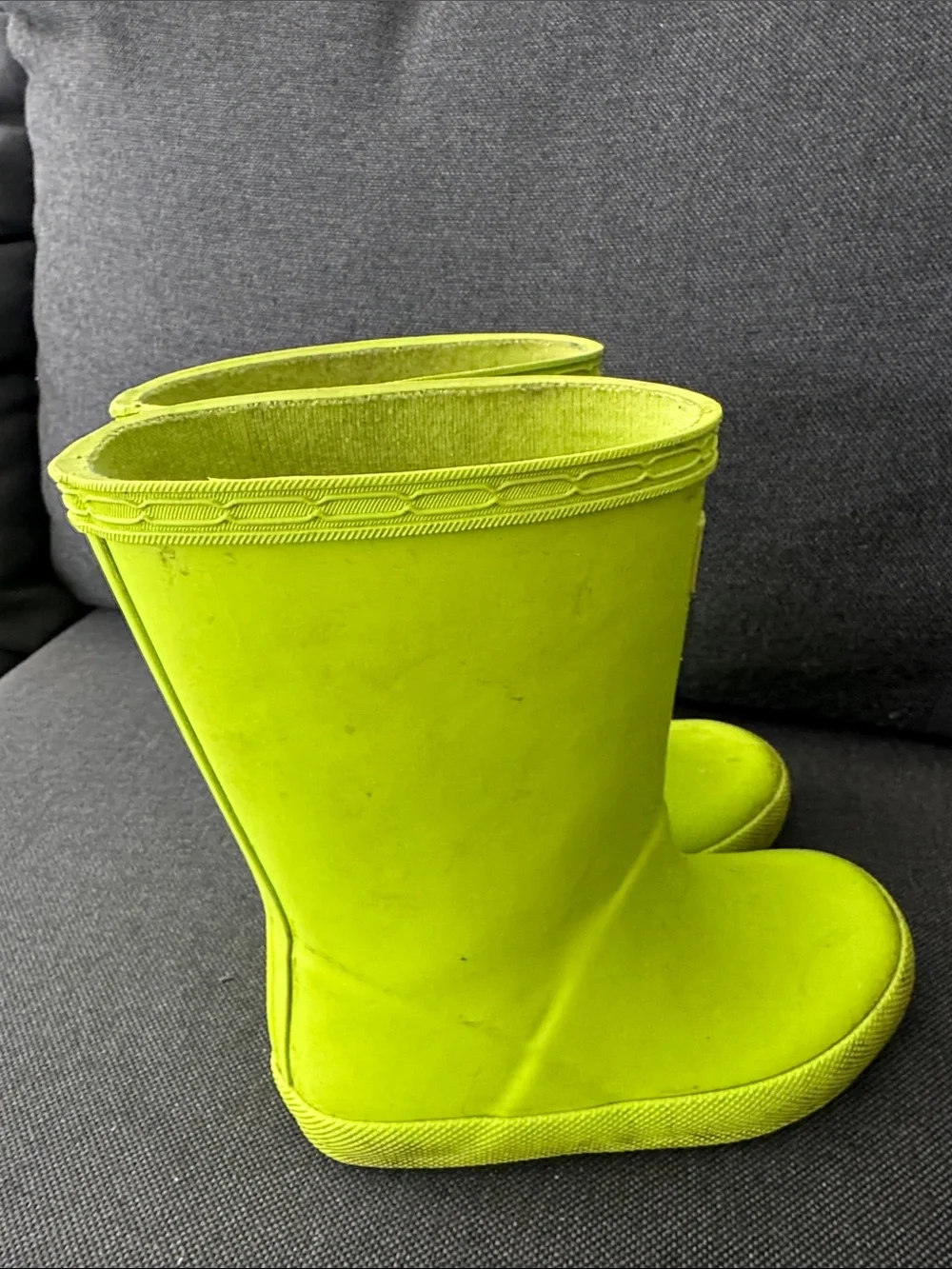 HUNTER Kids First Classic Rain Boots Sz 9 Trendy Summer distressed hike green